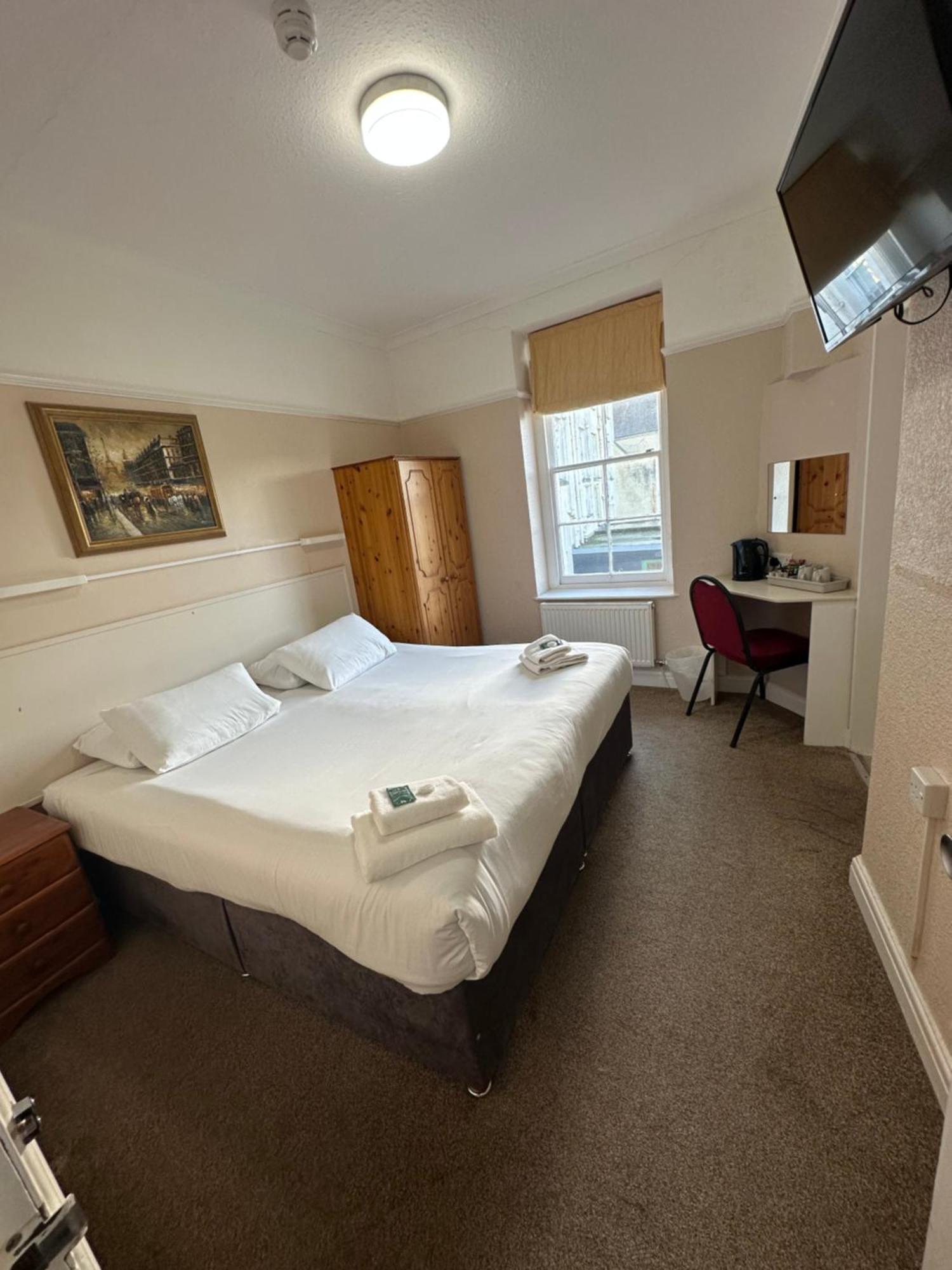 Clarence House Hotel Tenby Εξωτερικό φωτογραφία