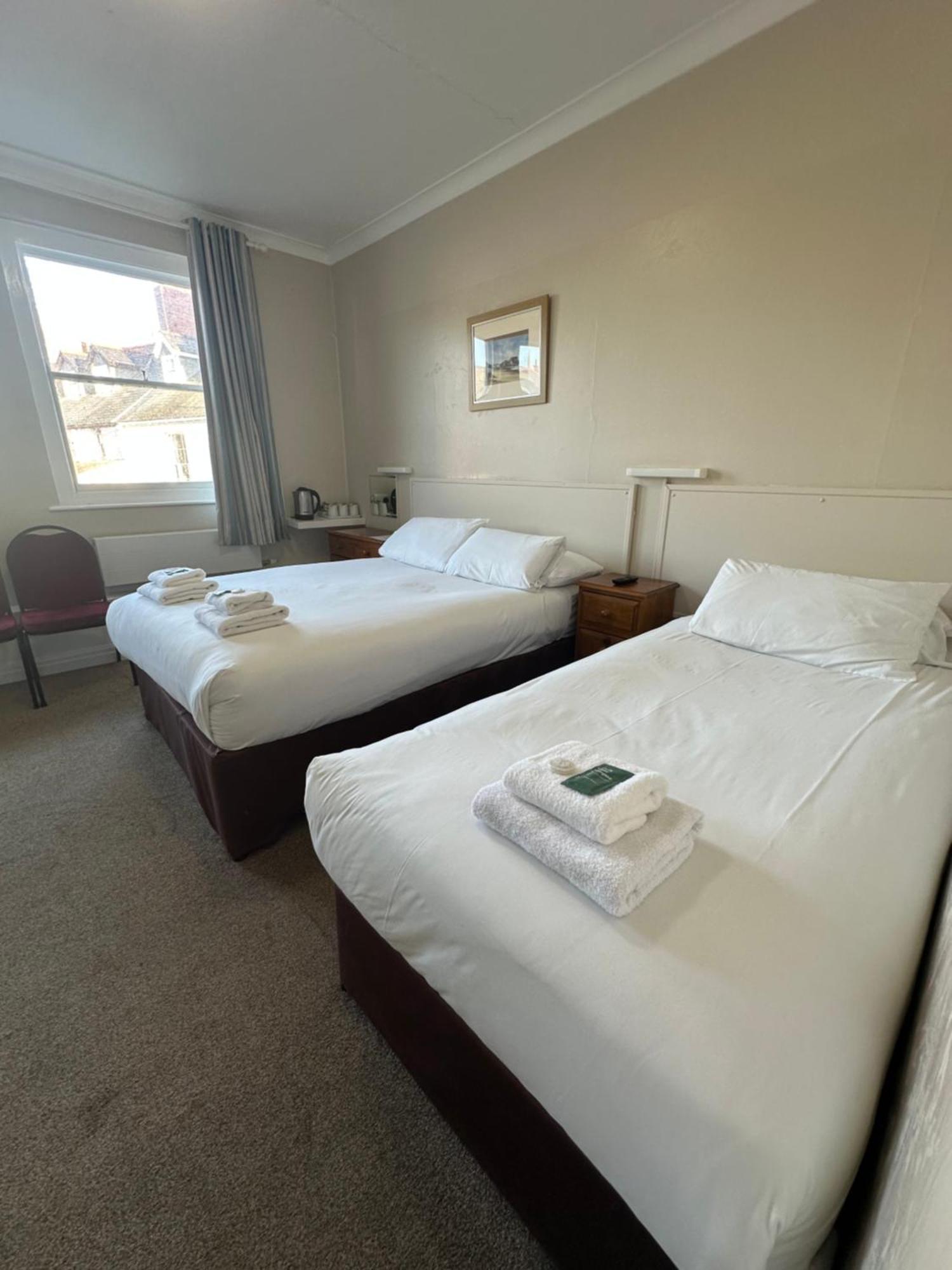 Clarence House Hotel Tenby Εξωτερικό φωτογραφία