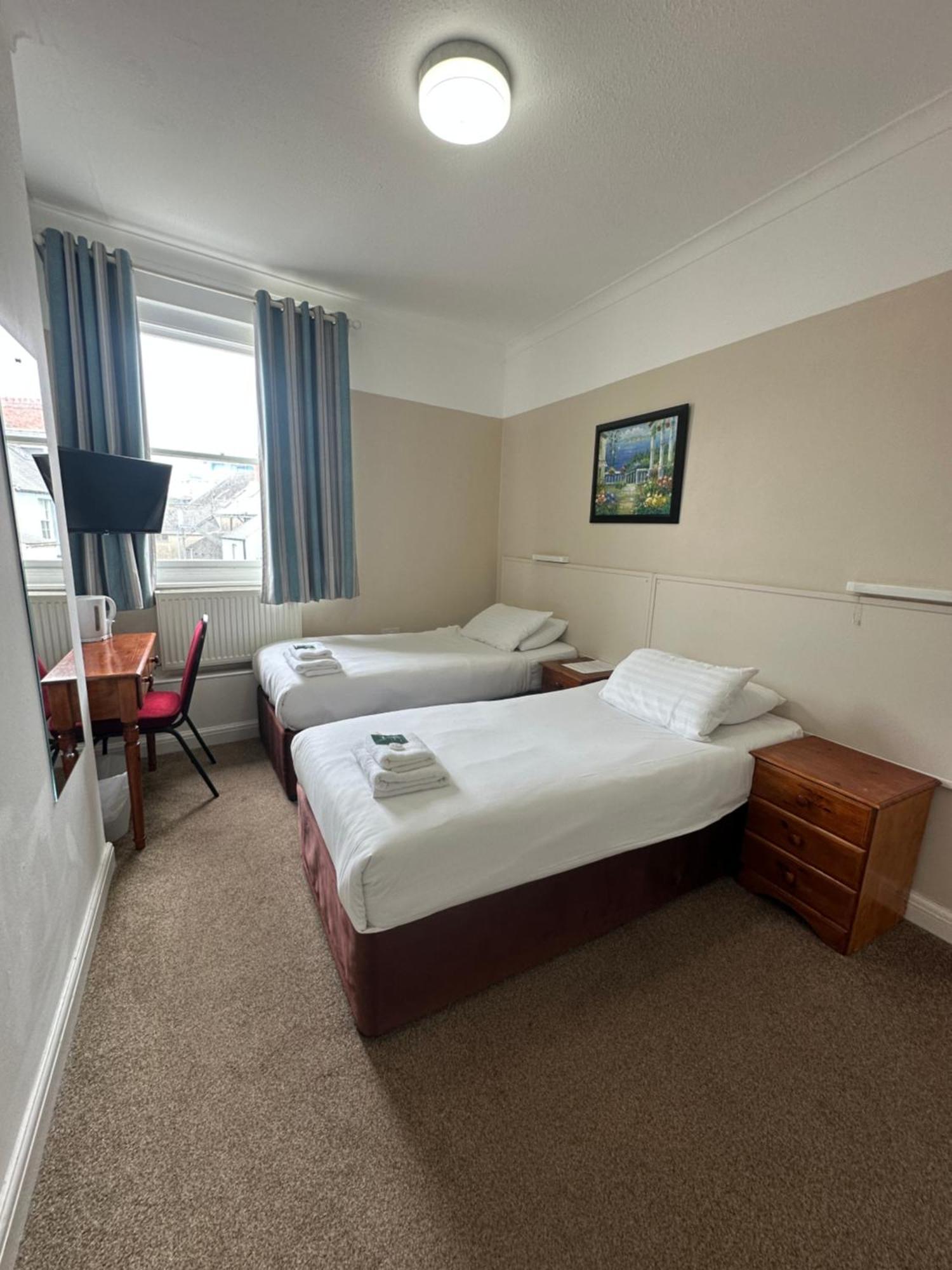 Clarence House Hotel Tenby Εξωτερικό φωτογραφία